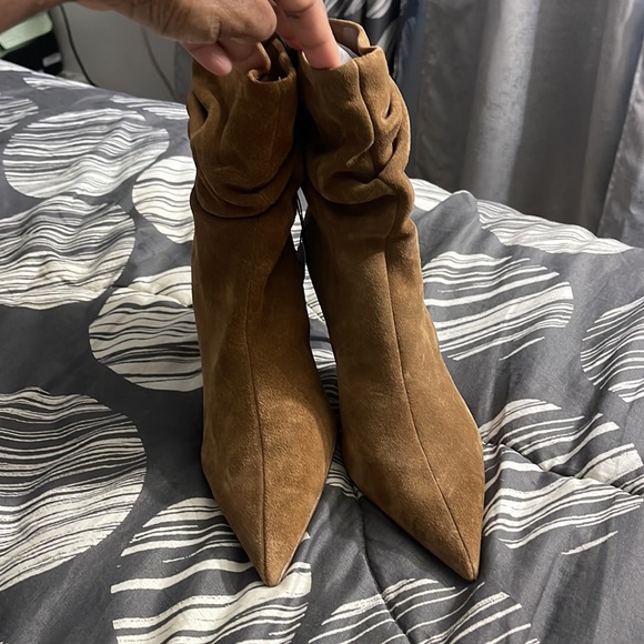 Brown suede boots size 9 - Picture 4 of 4